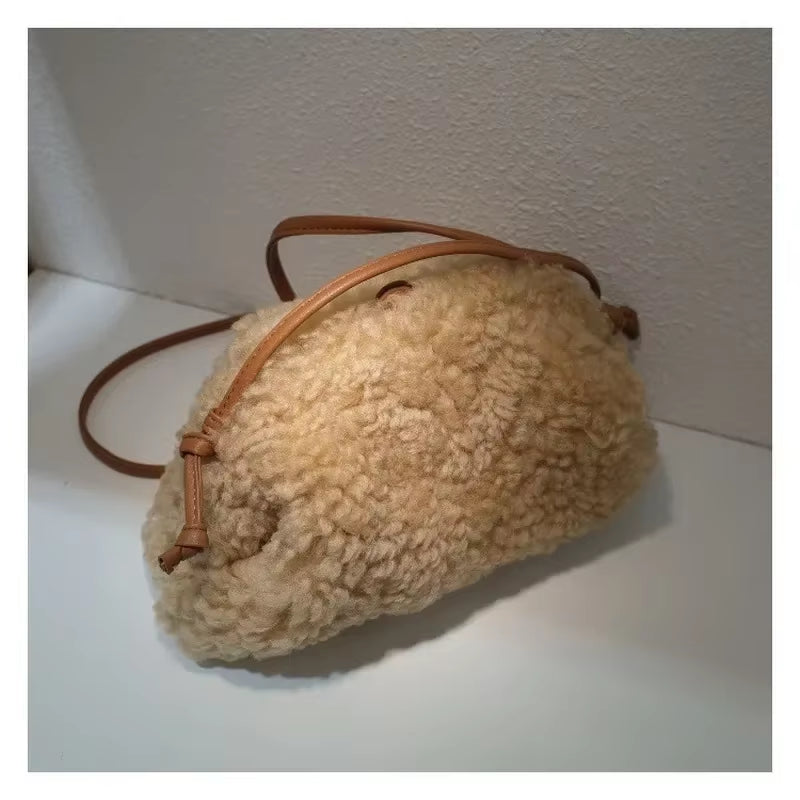 Winter Luxury Fashion Real Lamb Wool Fur Cloud Bag Ladies Fashion Clutch Hand Bag Soft Leather Dumpling Hobo Shoulder Bag Purse